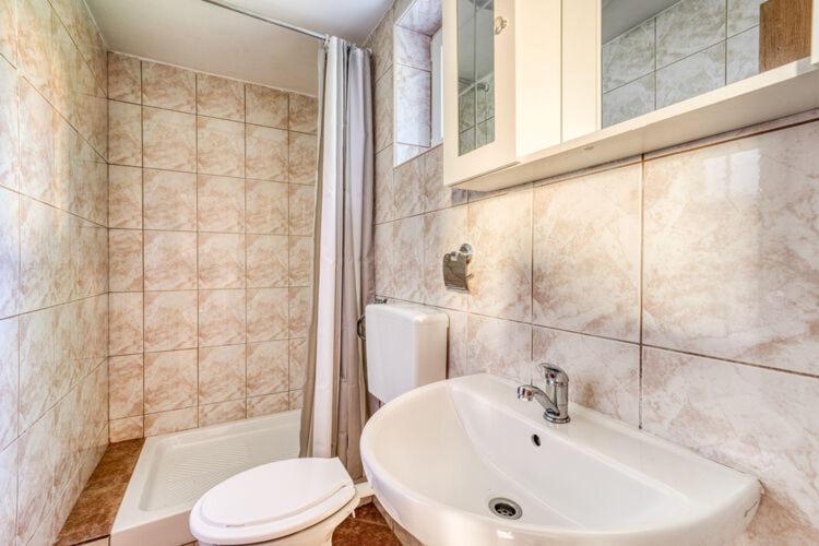Apartments Nika With Swimming Pool And Beautiful Sea View Dobrec Ngoại thất bức ảnh