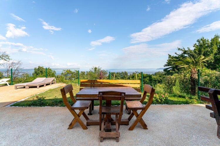 Apartments Nika With Swimming Pool And Beautiful Sea View Dobrec Ngoại thất bức ảnh