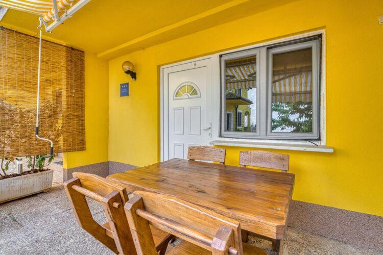 Apartments Nika With Swimming Pool And Beautiful Sea View Dobrec Ngoại thất bức ảnh
