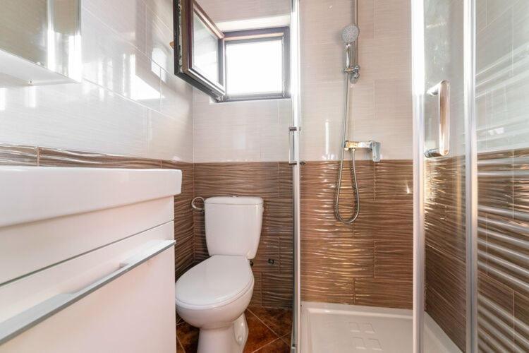 Apartments Nika With Swimming Pool And Beautiful Sea View Dobrec Ngoại thất bức ảnh